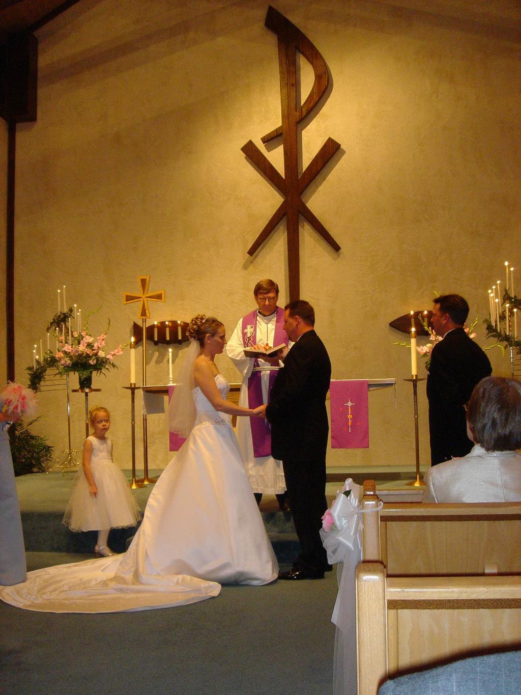2005/03(March)/02(Mount-Wedding)/1024x768_2005-03-05 18-45-55.JPG